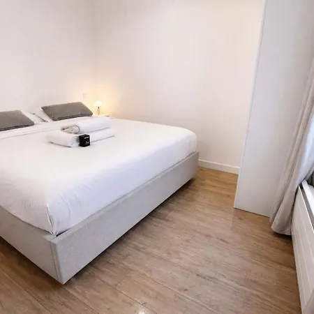 2 Pieces 11eme - Proche Metro Apartamento *